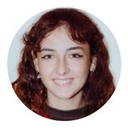 Soy traductora e intérprete de francés, inglés y ruso. También puedo dar clases de francés, inglés y español